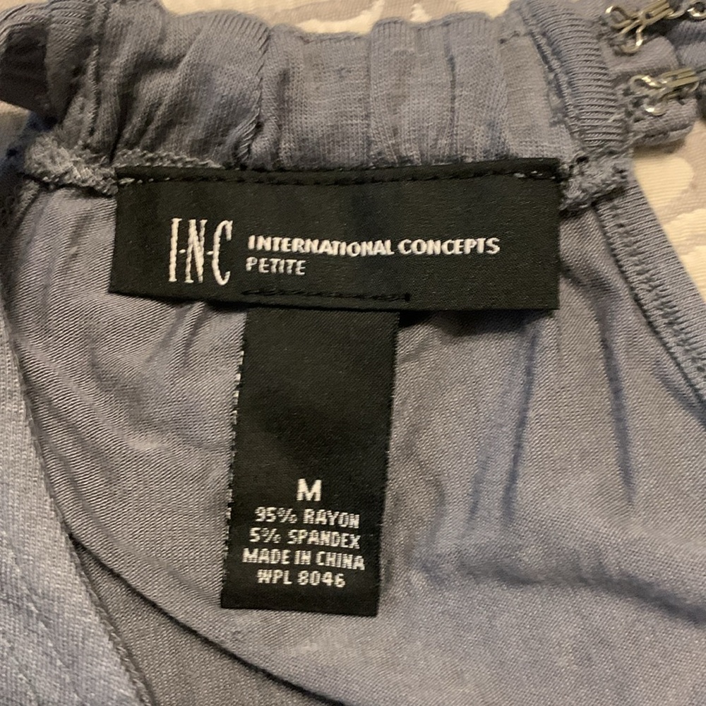 INC - Picture 4 of 4